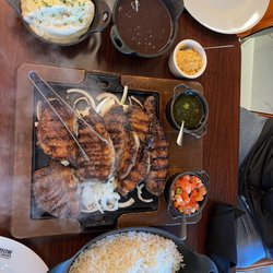 Show De Carnes Express - Picanha Steak Meal serves 2-3 & less than $40! Mashed potatoes & plantains on the side. Soooo good!!!