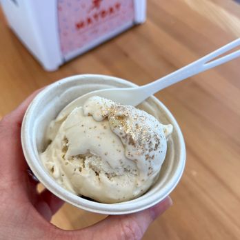 Mayday Ice Cream - Ice Cream & Frozen Yogurt Near Me - Jacksonville Beach, Florida