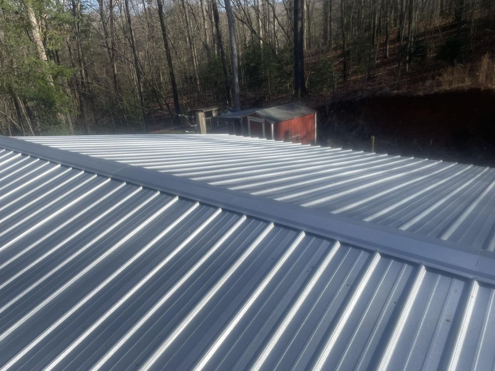 Slide of M&W Roofing