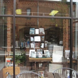 Wentworth & Leggett Books & Prints - Outside Wentworth and Leggett.