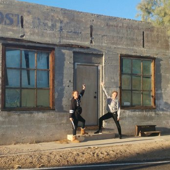 Kelso Train Depot - Visitor Centers Near Me - Kelso, California