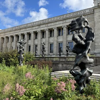 Field Museum - Museums Near Me - Chicago, Illinois