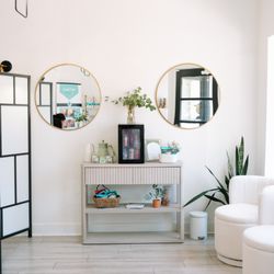 The Mint Facial Bar & Med Spa