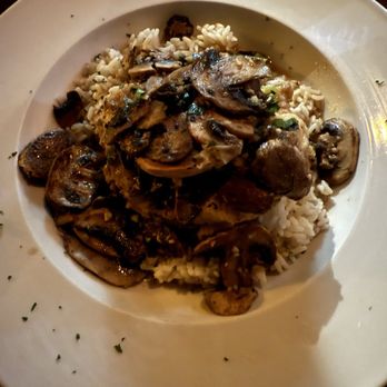 Cajun Queen - Diane with chicken - Cajun/Creole Near Me - Charlotte, North Carolina