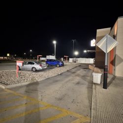 Dunkin' - Drive thru