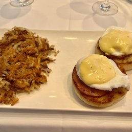 Eggs Benedict