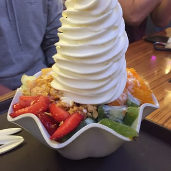 Breeze Bakery Cafe - Bakeries Near Me - Annandale, Virginia