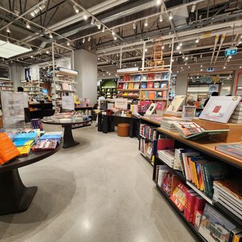 Indigo - Bookstores Near Me - Toronto, Ontario