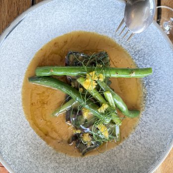 Te Motu Vineyard - The Red snapper - Wine Tasting Room Near Me - Waiheke Island, AUK