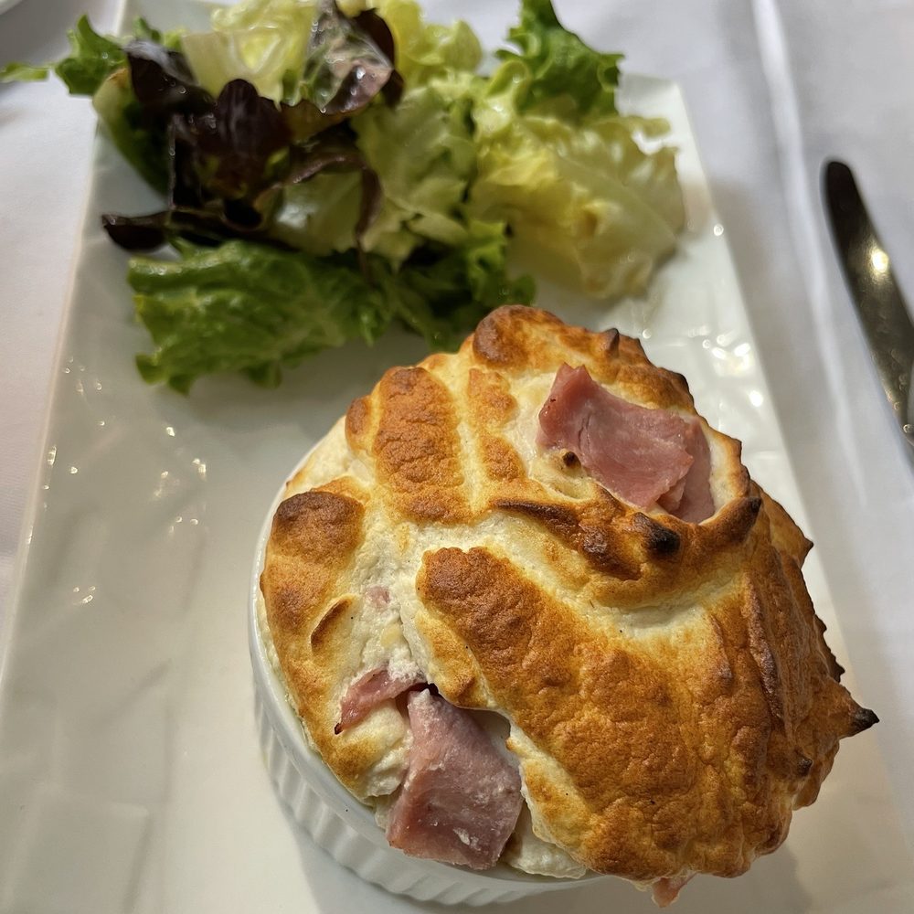 Le Soufflé - French Near Me - Paris, 75