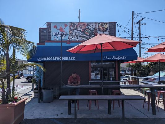 A&J seafood shack by null