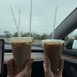Robert's Cafe - Whole Milk and Oat Milk Iced Lattes