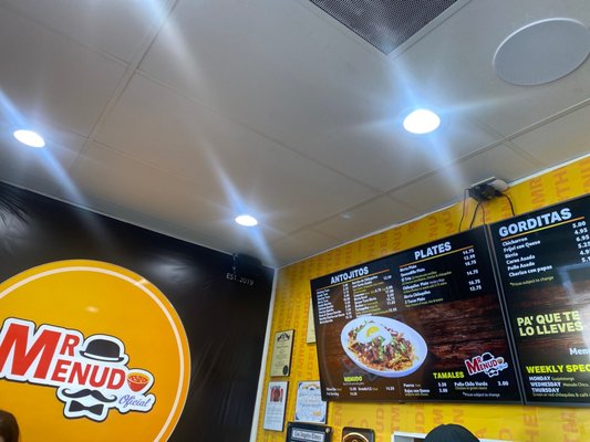 Mr.Menudo Oficial- Bellflower by null