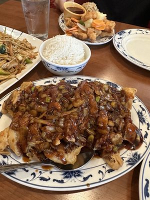 Twin Lion Chinese Restaurant by null