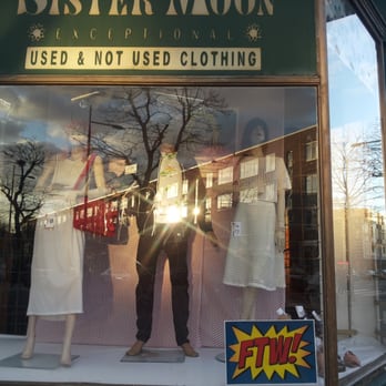 Sister Moon - De etalage - Used, Vintage & Consignment Near Me - Rotterdam, ZH