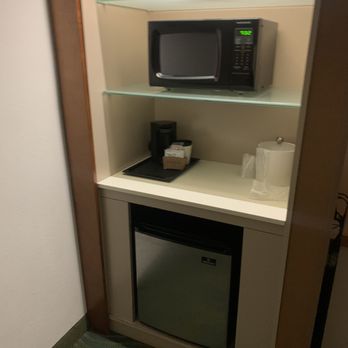 SpringHill Suites by Marriott Lumberton - Microwave and mini fridge and coffee maker - Hotels Near Me - Lumberton, North Carolina