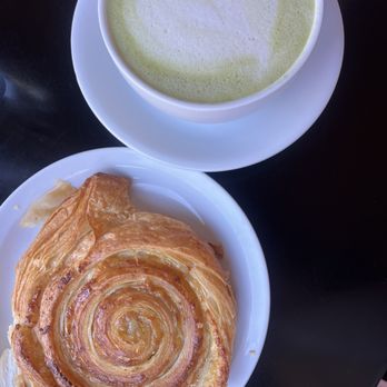 Le Marais Bakery - Coffee & Tea Near Me - Mill Valley, California