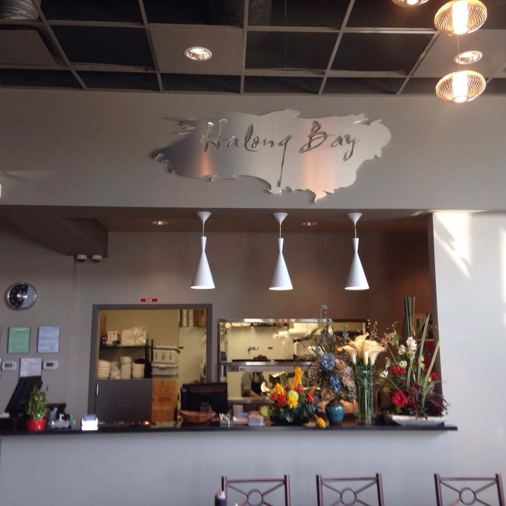 Halong Bay Noodle House - Open view to kitchen - Vietnamese Near Me - Edmonton, Alberta