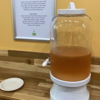 Savannah Taste Experience - Tea tasting - Food Tours Near Me - Savannah, Georgia Savannah Taste Experience - Tea tasting - Food Tours Near Me - Savannah, Georgia