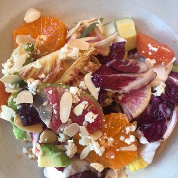 FIG Restaurant - Simple Green Salad - Bars Near Me - Santa Monica, California FIG Restaurant - Simple Green Salad - Bars Near Me - Santa Monica, California