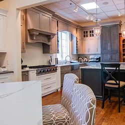Dreyer's Lumber & Hardware - Kitchen and Design Showroom