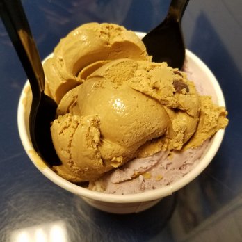 UConn Dairy Bar - Black raspberry, husky tracks and coffee Expresso crunch - Ice Cream & Frozen Yogurt Near Me - Storrs, Connecticut UConn Dairy Bar - Black raspberry, husky tracks and coffee Expresso crunch - Ice Cream & Frozen Yogurt Near Me - Storrs, Connecticut