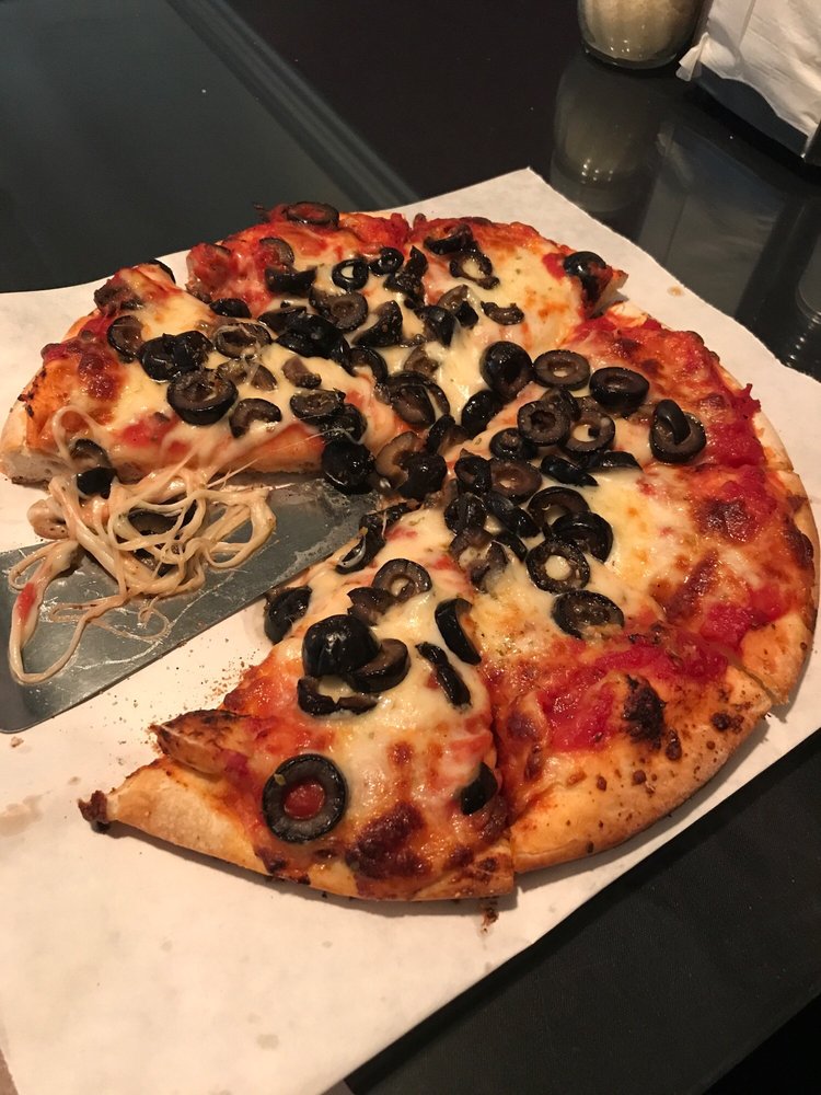 PETRILLO’S ITALIAN RESTAURANT 339 Photos & 735 Reviews Pizza 750