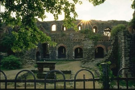 Kaiserpfalz Kaiserswerth by null