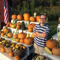 Hackleboro Orchards - Ear to ear smiles after Apple picking!