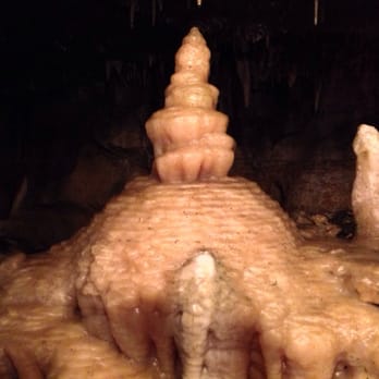 Crystal Lake Cave - Tours Near Me - Dubuque, Iowa