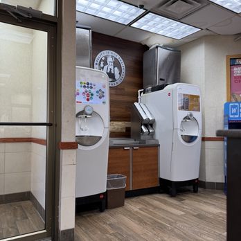 Wendy's - Soda machines - Fast Food Near Me - Percival, Iowa Wendy's - Soda machines - Fast Food Near Me - Percival, Iowa
