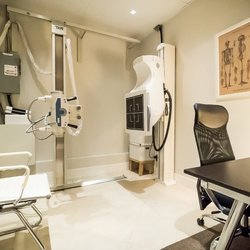 Kingsway Spine + Muscle - X-ray suite