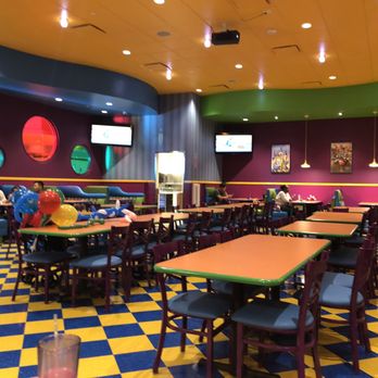 John's Incredible Pizza - Carson - Dining area - Arcades Near Me - Carson, California