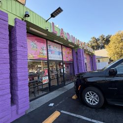 La Michoacana - The exterior
