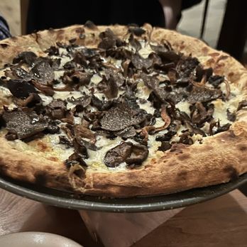 FLINT by Baltaire - Truffle Pizza - New American Near Me - Phoenix, Arizona