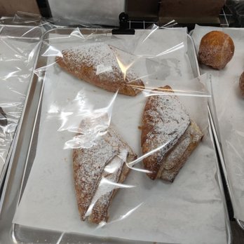 Bon Bon Bakery - Bakeries Near Me - Tacoma, Washington Bon Bon Bakery - Bakeries Near Me - Tacoma, Washington