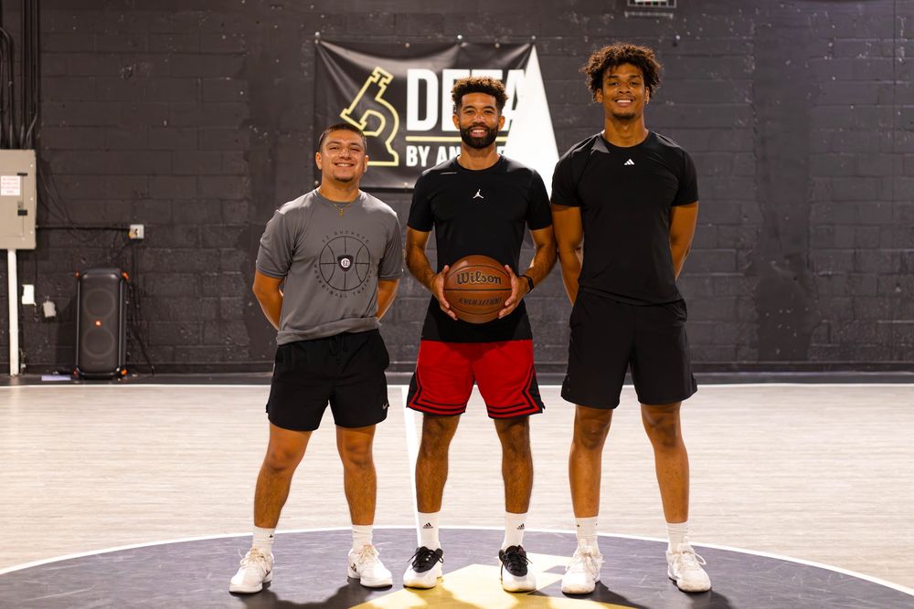 EZ Buckets Basketball Training Logo