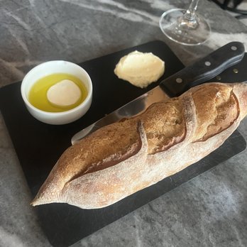 Violet Bistro - Baguette - French Near Me - Los Angeles, California Violet Bistro - Baguette - French Near Me - Los Angeles, California