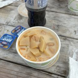Cap Dauphin - La soupe de fruits de mer avec pétoncles et homard