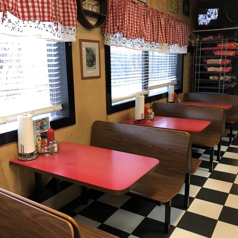 Cliffside Diner - The seating area - American Near Me - Frankfort, Kentucky Cliffside Diner - The seating area - American Near Me - Frankfort, Kentucky