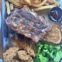 Full Order of Ribs, chicken tenders Full Order of Ribs, chicken tenders