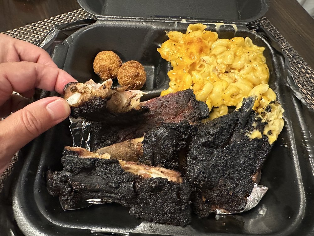 DONE RITE SOULFOOD Updated June 2024 111 E Van Buren St