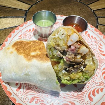 Mariscos San Pedro - Cali Burrito - Mexican Near Me - Chicago, Illinois