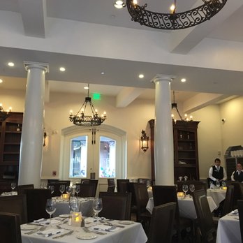 Tableau - Dining room early dinner - Cajun/Creole Near Me - New Orleans, Louisiana