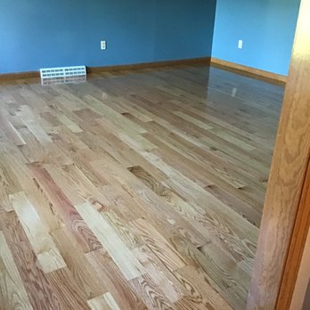 MJP Flooring - a hardwood floor in an empty room - Flooring Near Me - Meriden, Connecticut