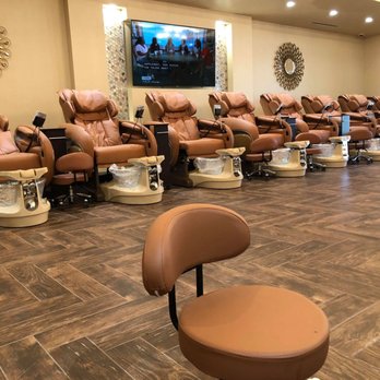 Royalty Nail And Spa 38 Photos 16 Reviews Nail Salons 2801 36th Ave Nw Norman Ok Phone Number Yelp