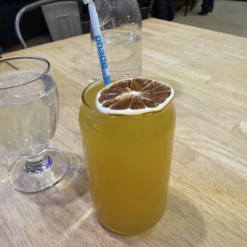 Jack’s Surf & Turf - Passion fruit Lemonade - Seafood Near Me - Montclair, New Jersey
