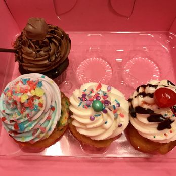 Sugarbee Custom Bake Shop - Cupcakes! - Desserts Near Me - Redlands, California