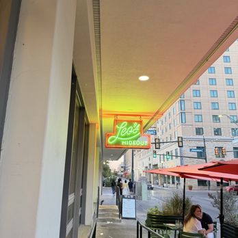 Leo's Hideout - Pizza Near Me - San Antonio, Texas