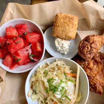 The Monroe - Fried chicken plate - New American Near Me - Orlando, Florida The Monroe - Fried chicken plate - New American Near Me - Orlando, Florida